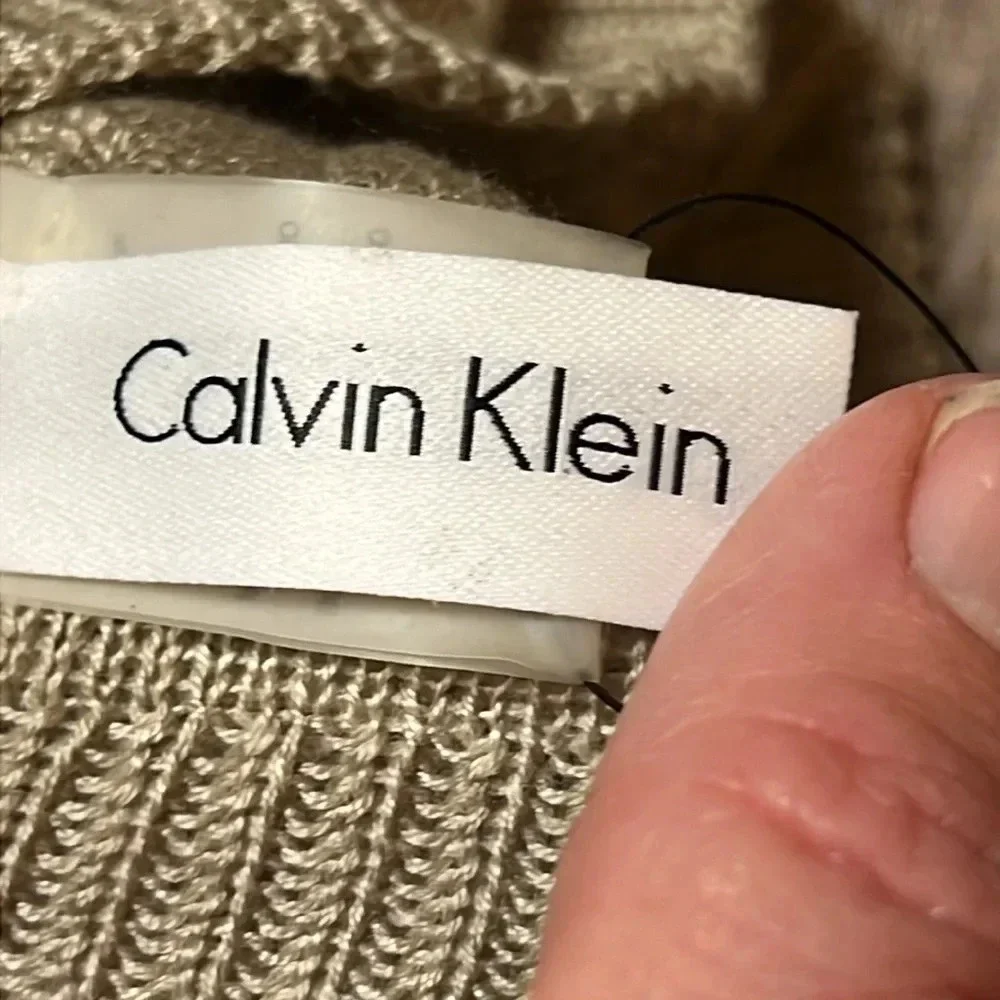 Calvin Klein Women's Reversible‎ Two-Color one size Beanie Acrylic warm winter